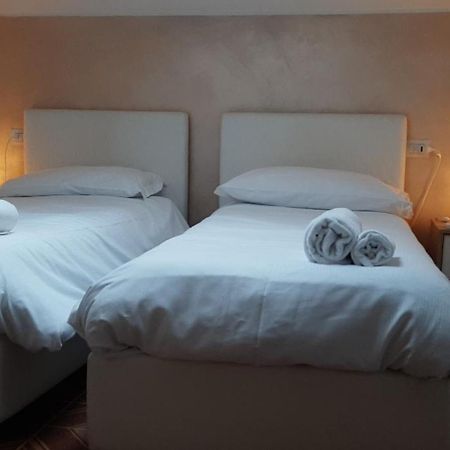 Camere Porto Vecchio Con Parcheggio A Pochi Passi Dal Castello Malcesine Zewnętrze zdjęcie