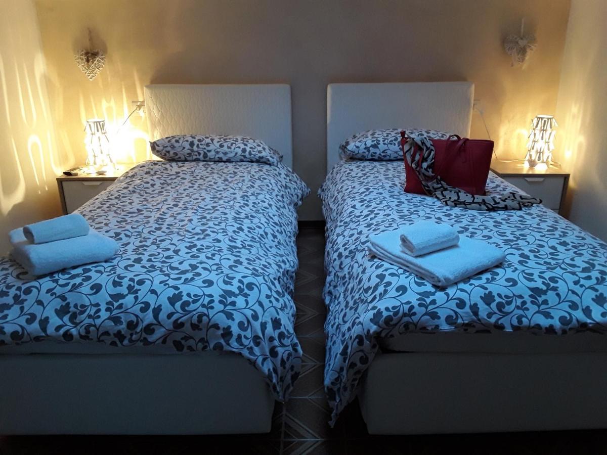 Camere Porto Vecchio Con Parcheggio A Pochi Passi Dal Castello Malcesine Zewnętrze zdjęcie